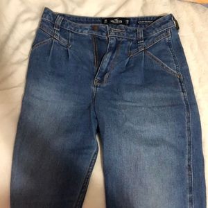 Hollister mom jeans size 3